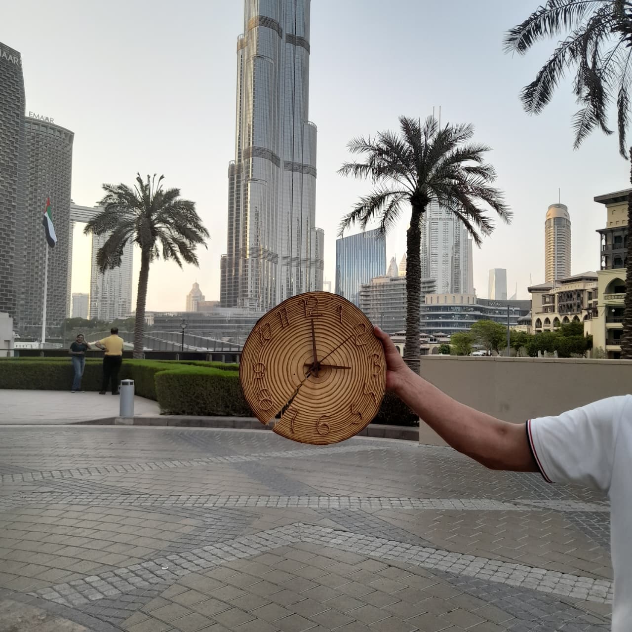 Dried Pine Wooden Wall Clock For Wall Decor